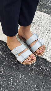 Sandália Biru – celeste